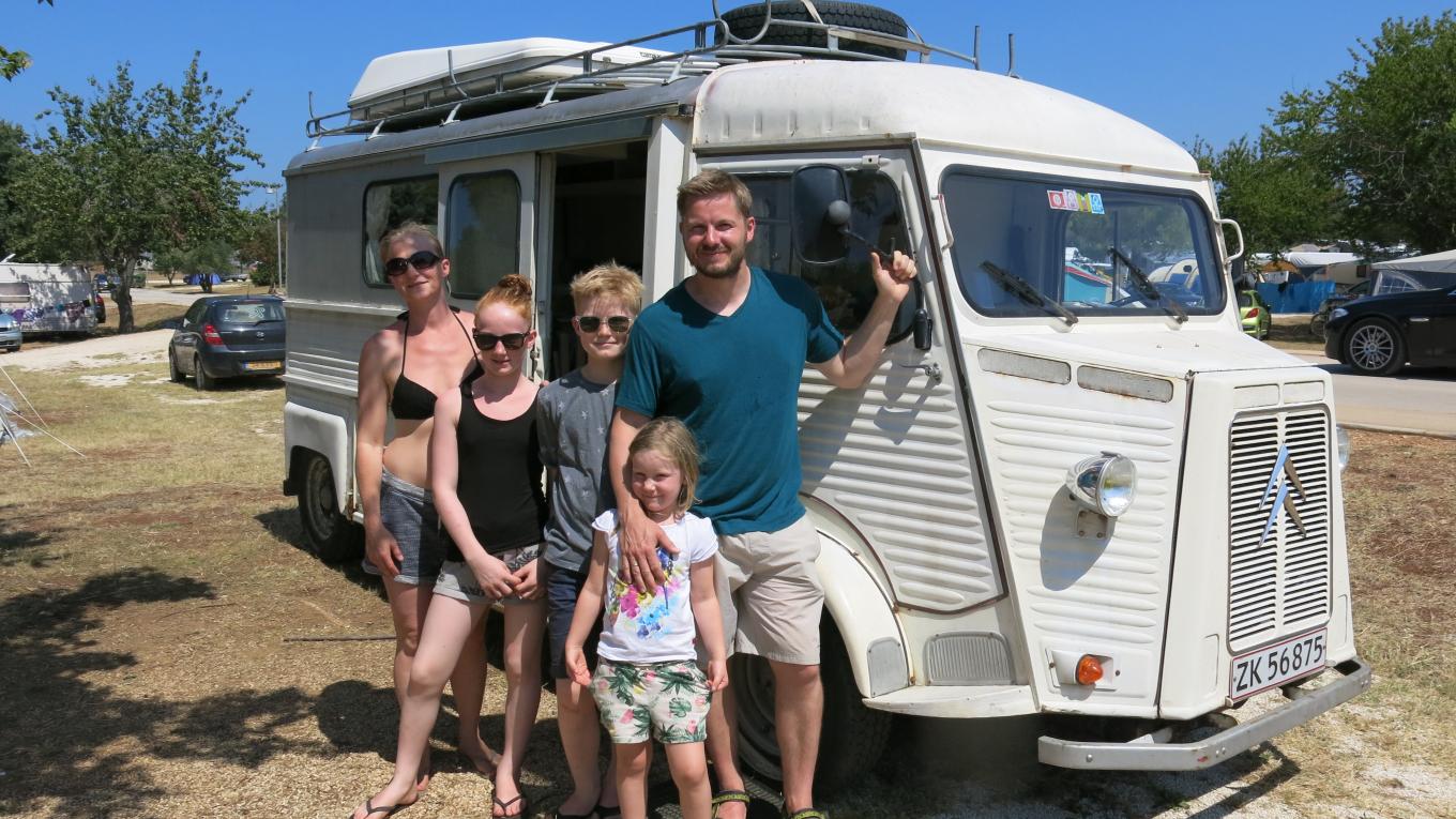 Familien Fage Fjord drager årligt afsted på campingferie med deres Citroën HY