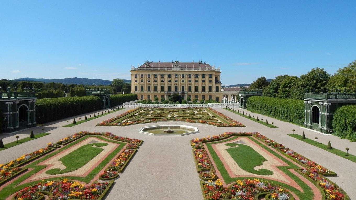 Schönbrunn Schönbrunn