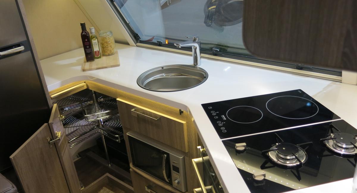 Kabe Imperial 630 FK, campingvogn, stort køkken
